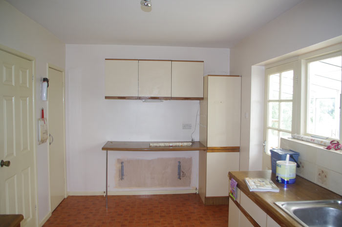 Kitchen prior to renovation